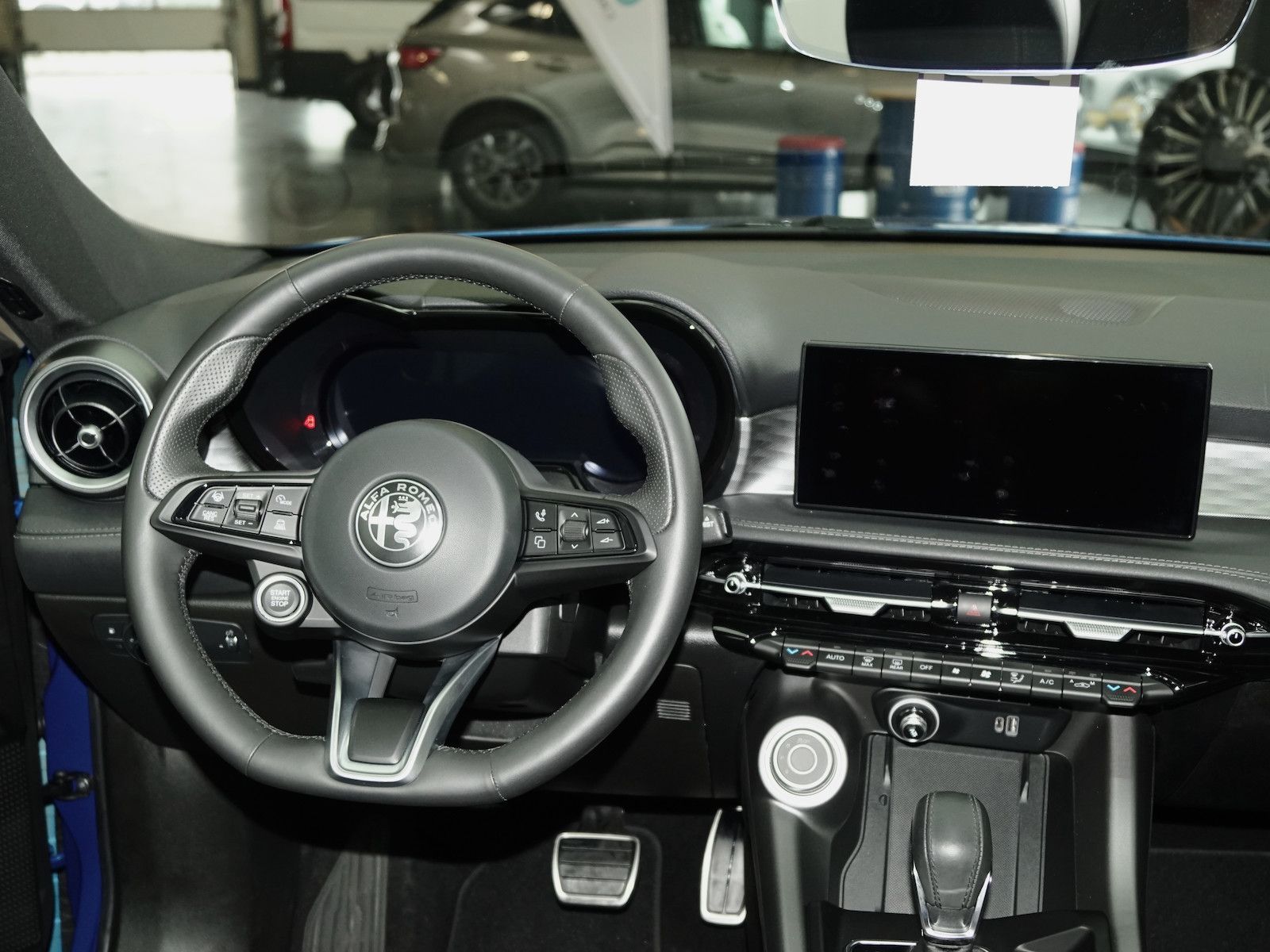 Alfa Romeo Tonale 1.3T Q4 SPECIALE Plug-In Harman