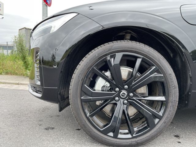 Volvo XC60 Plus Black Edition Recharge Plug-In Hybrid