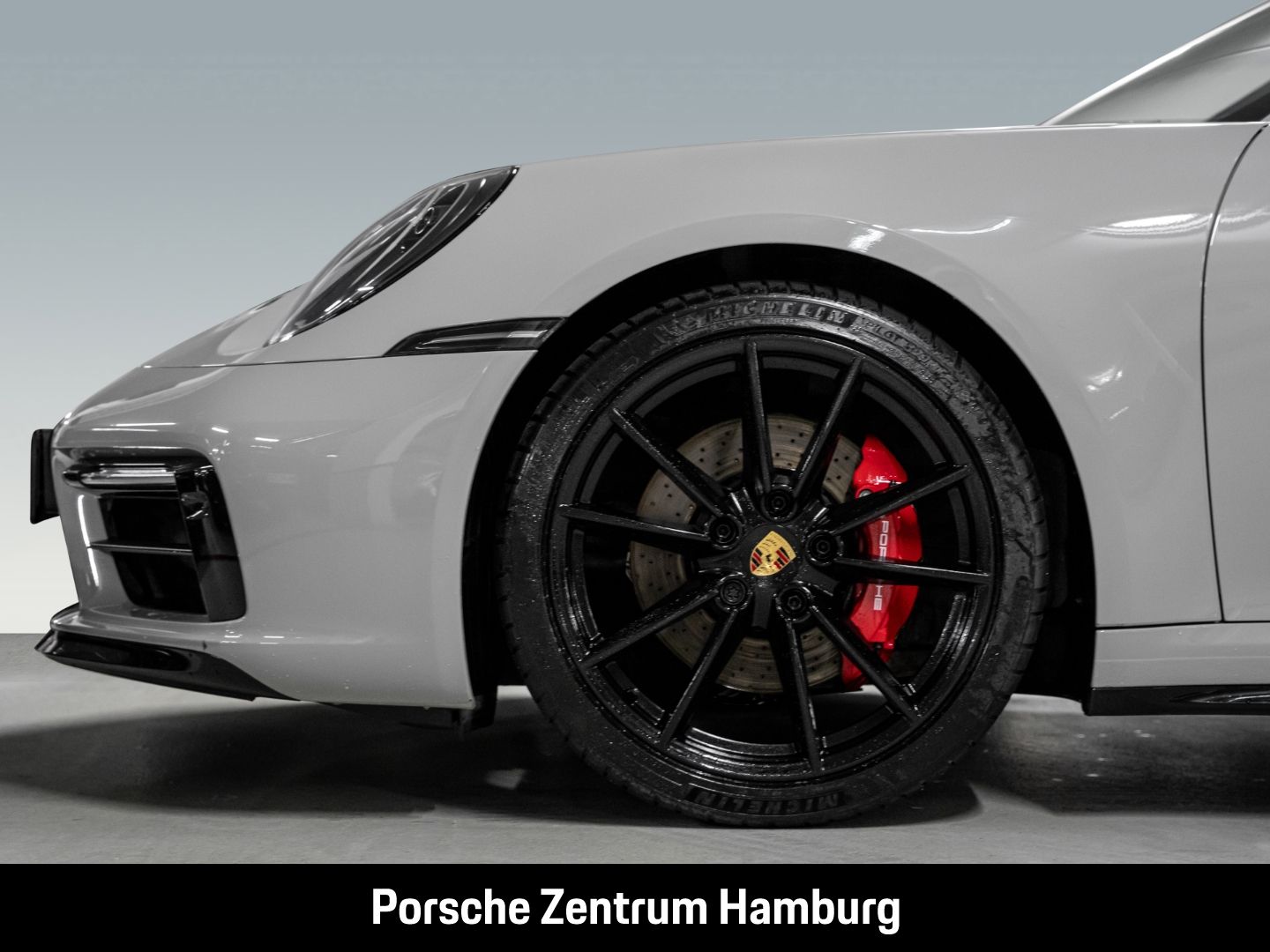 Porsche 992 (911) Carrera 4S Cabriolet Sportabgas BOSE