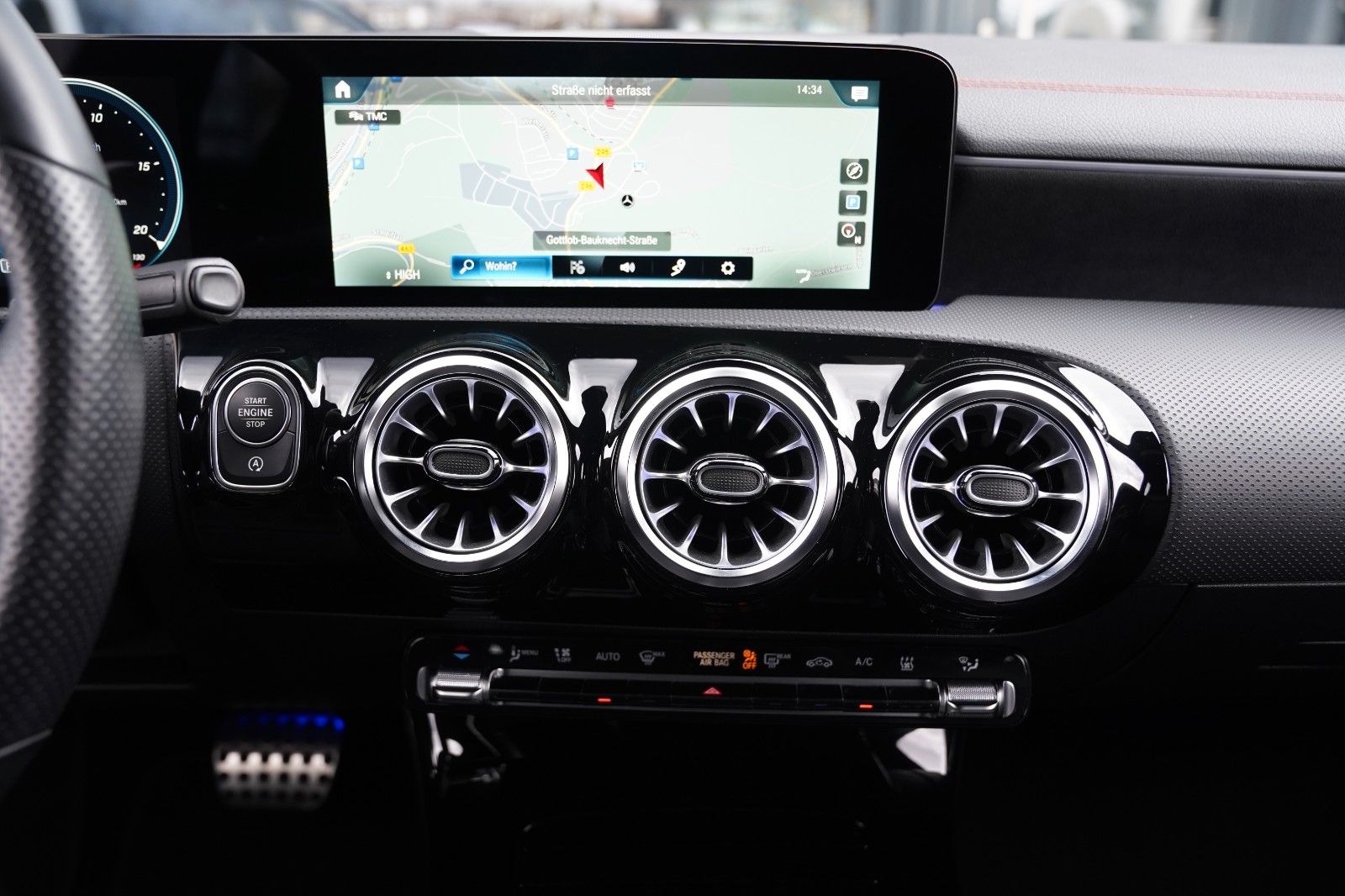 Mercedes-Benz CLA 200d 4Matic SB AMG - Samsaru's Car Outlet