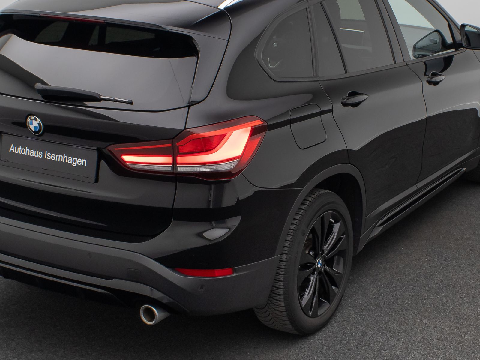 BMW X1 xD20i Sport Line - Samsaru's Car Outlet