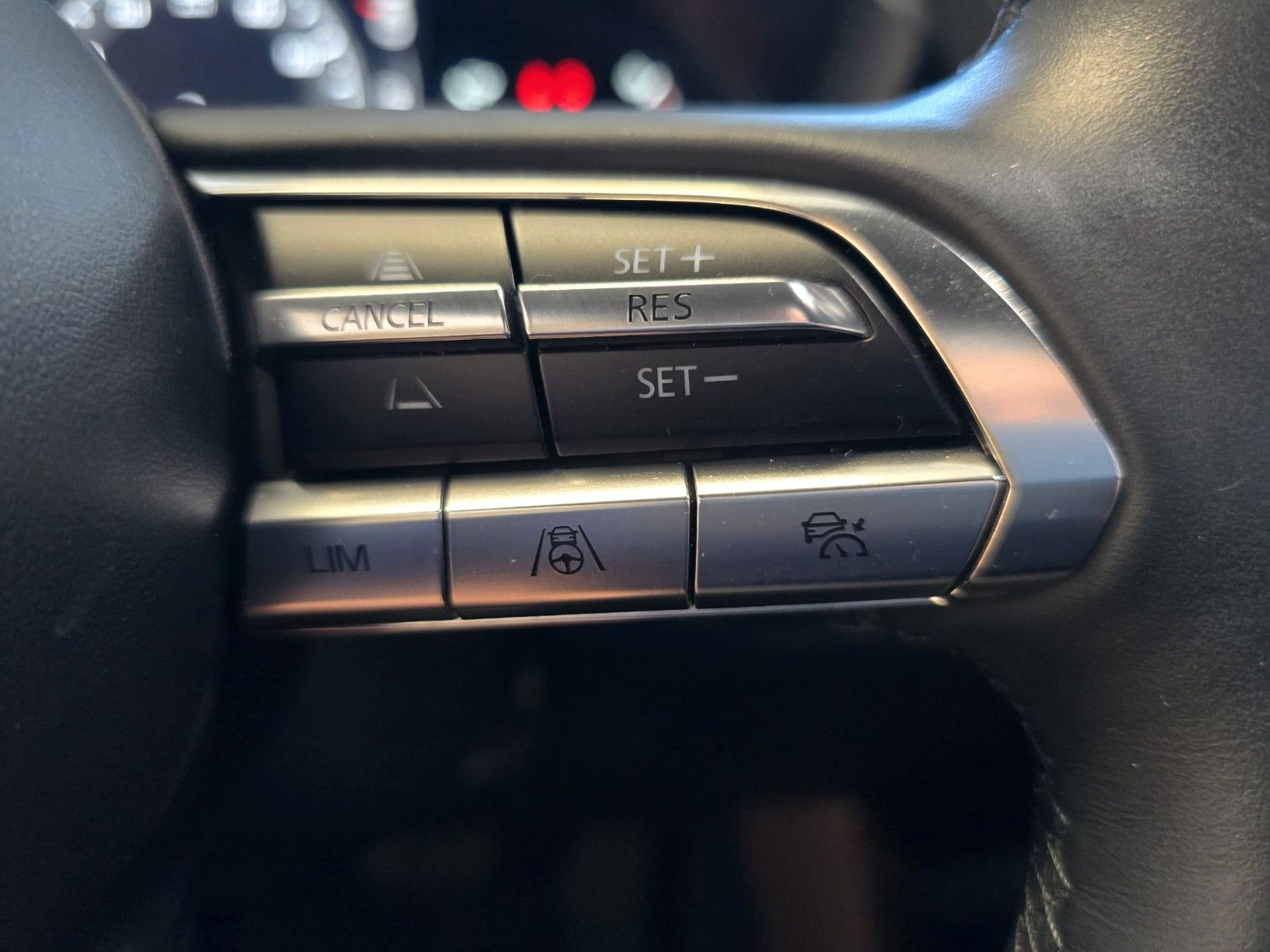 Mazda MX-30 e-SKYACTIV *KOM-P*IV-P*PRE-P*HUD*BOSE*360°