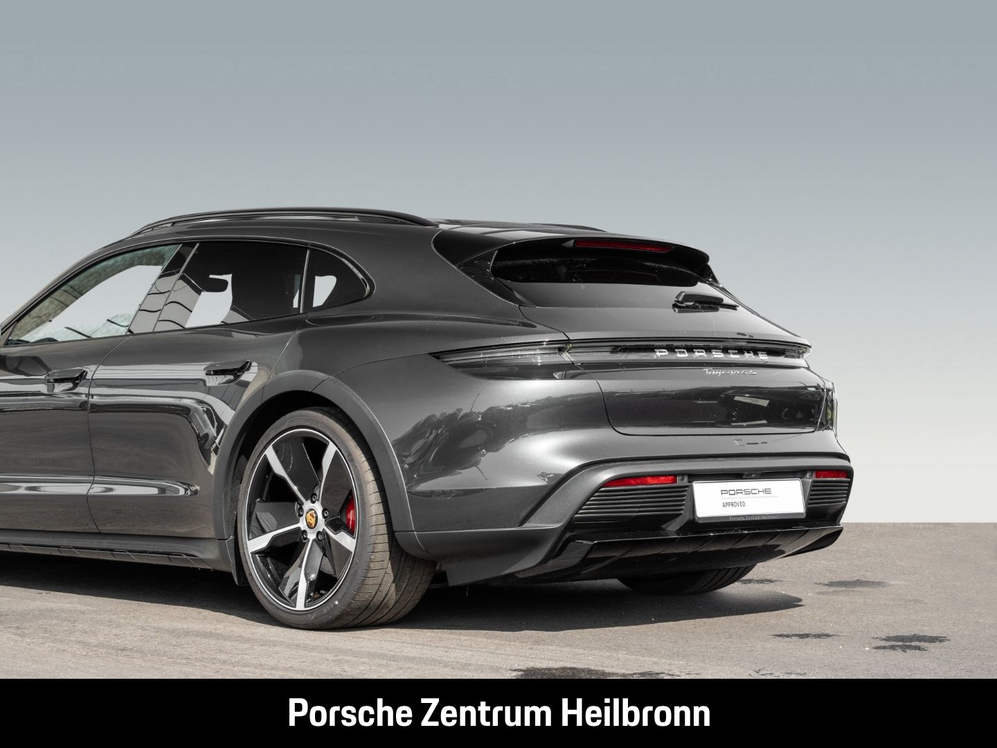 Porsche Taycan 4S Cross Turismo Panorama Surround-View