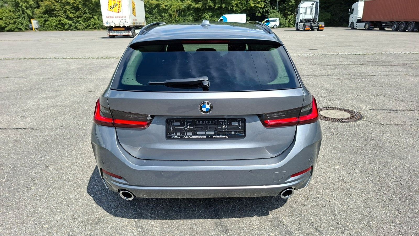 BMW 320d xDrive Touring - Samsaru's Car Outlet