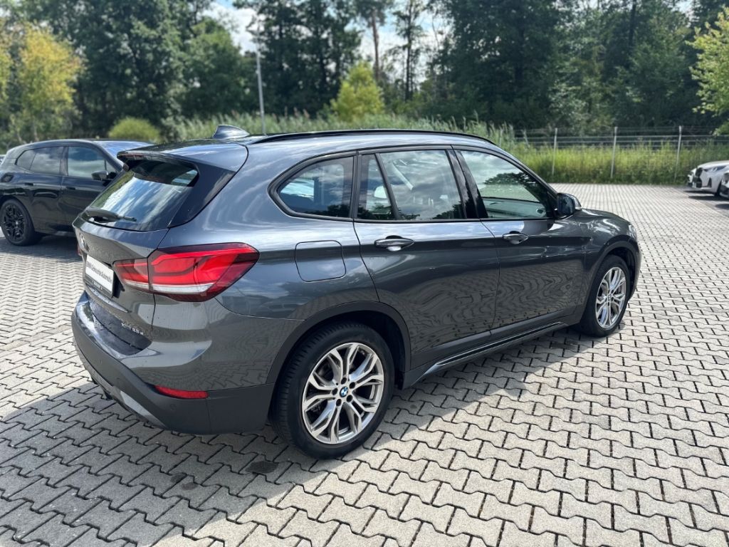 BMW X1 xDrive 25e - Samsaru's Car Outlet