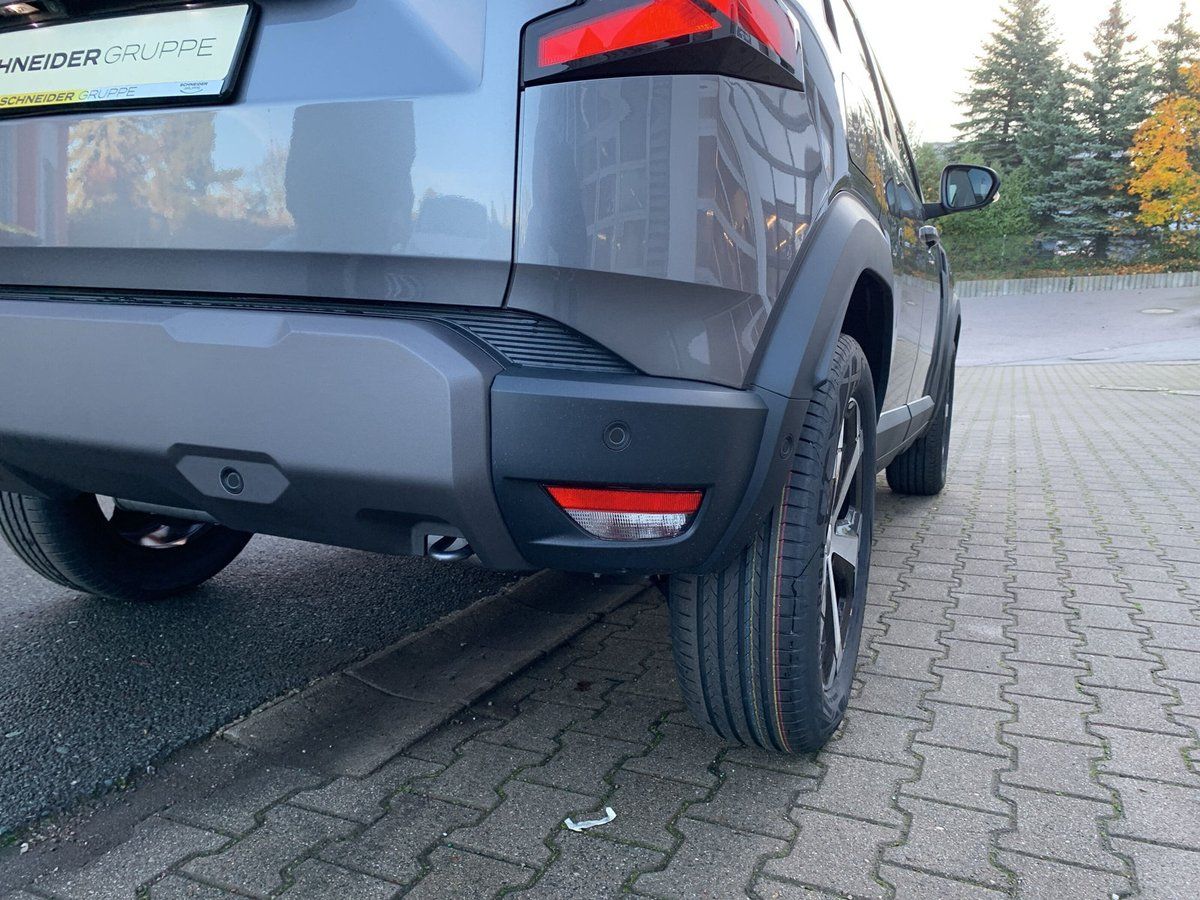 Dacia Duster HYBRID 140 - Samsaru's Car Outlet
