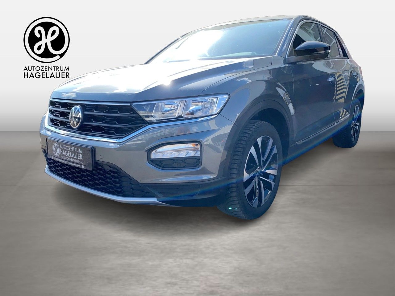 Volkswagen T-Roc 1.0 TSI United - Samsaru's Car Outlet