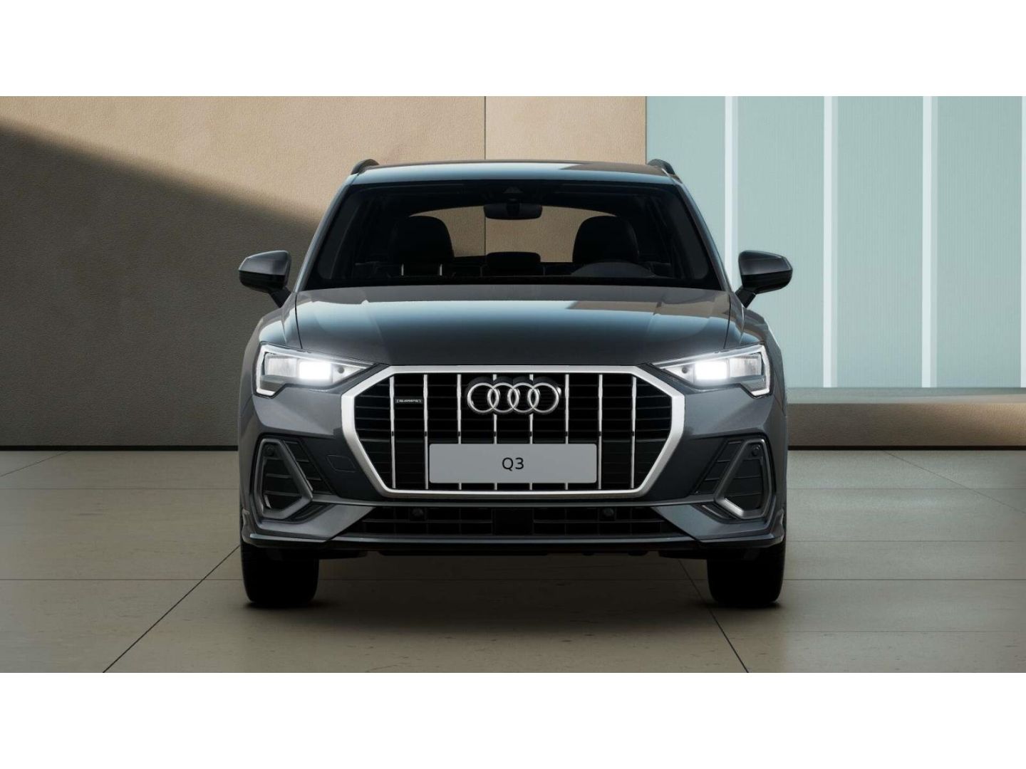 Audi Q3 35 TDI quattro S line - Samsaru's Car Outlet