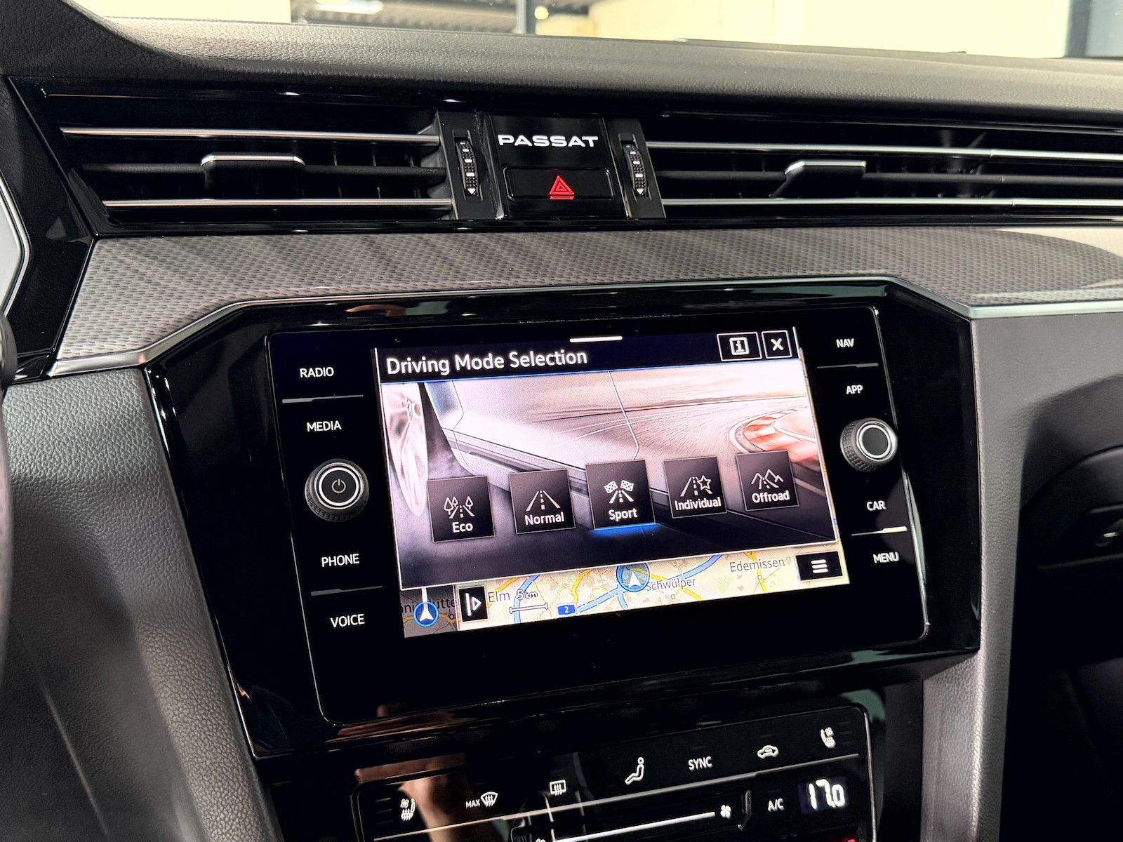 Volkswagen Passat Alltrack Variant 2.0 TDI DSG*Pano*AHK*IQ*