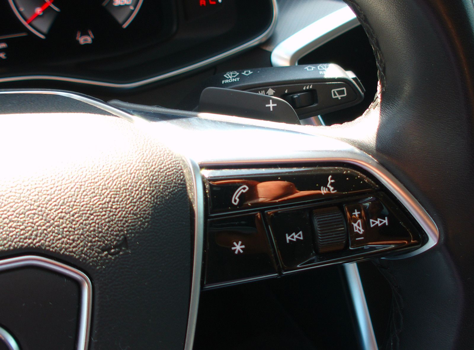 Audi A6 Avant 35 TDI sport - Samsaru's Car Outlet