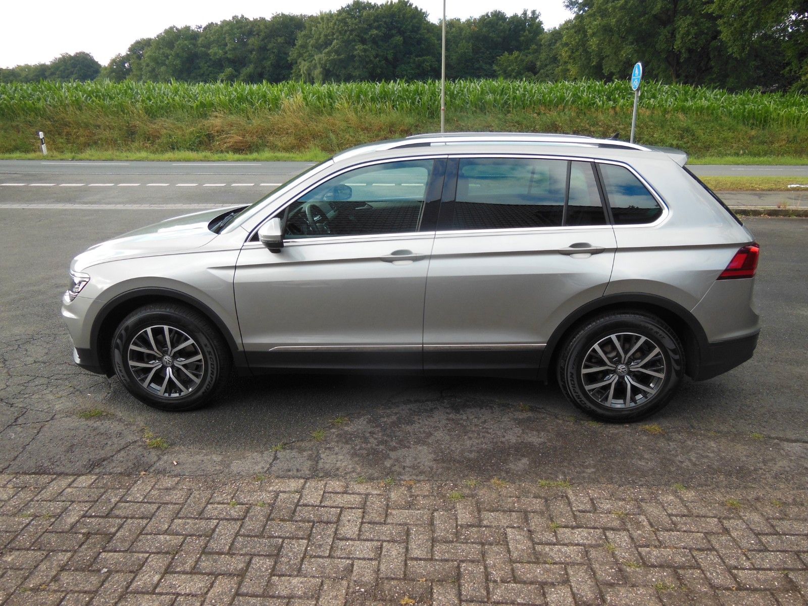 Volkswagen Tiguan Comfortline 1.5 TSI - Samsaru's Car Outlet