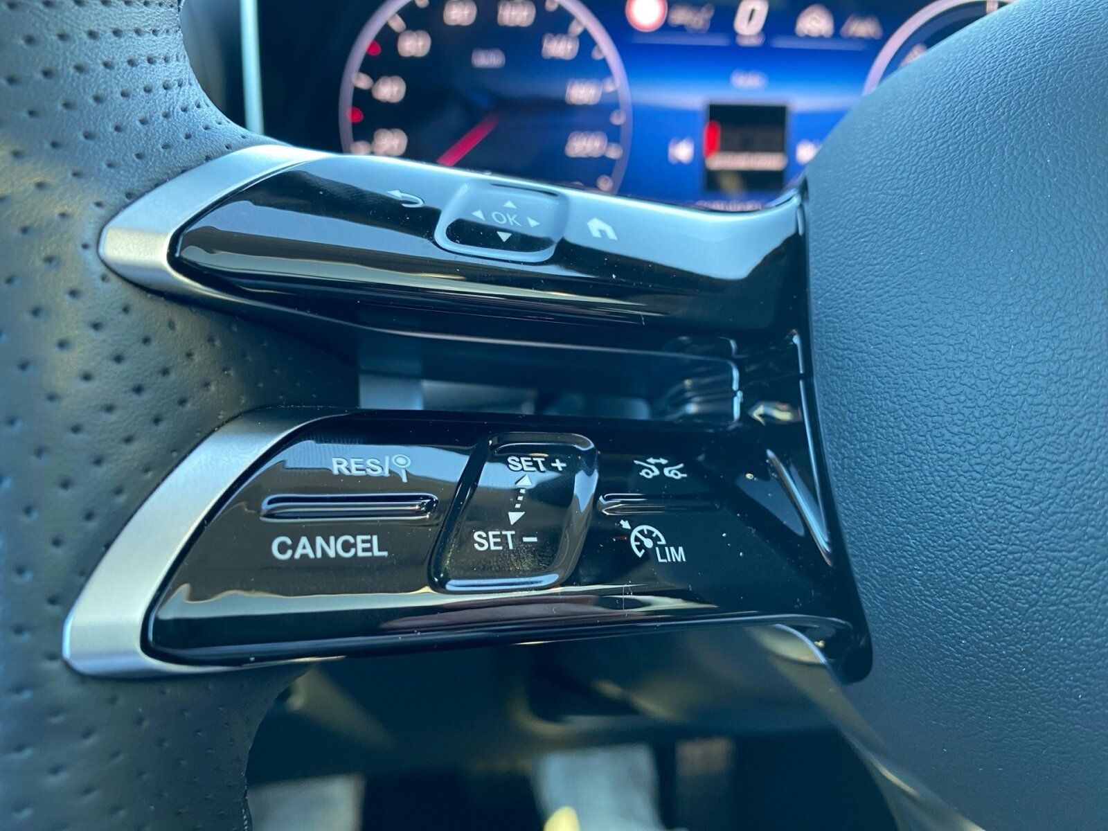 Mercedes-Benz GLC 300 de 4M AMG°FAHRASS+°AHK°DIGI°PANO°360°