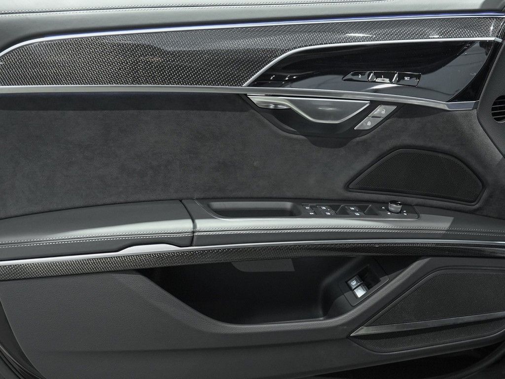 Audi A8 60 TFSIe quattro S line - Samsaru's Car Outlet