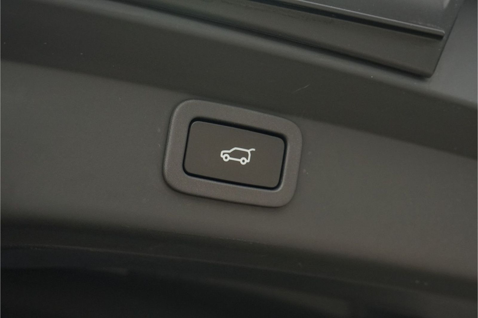Jaguar I-Pace EV320 SE Business 90 kWh 3 Fase Laden Pan