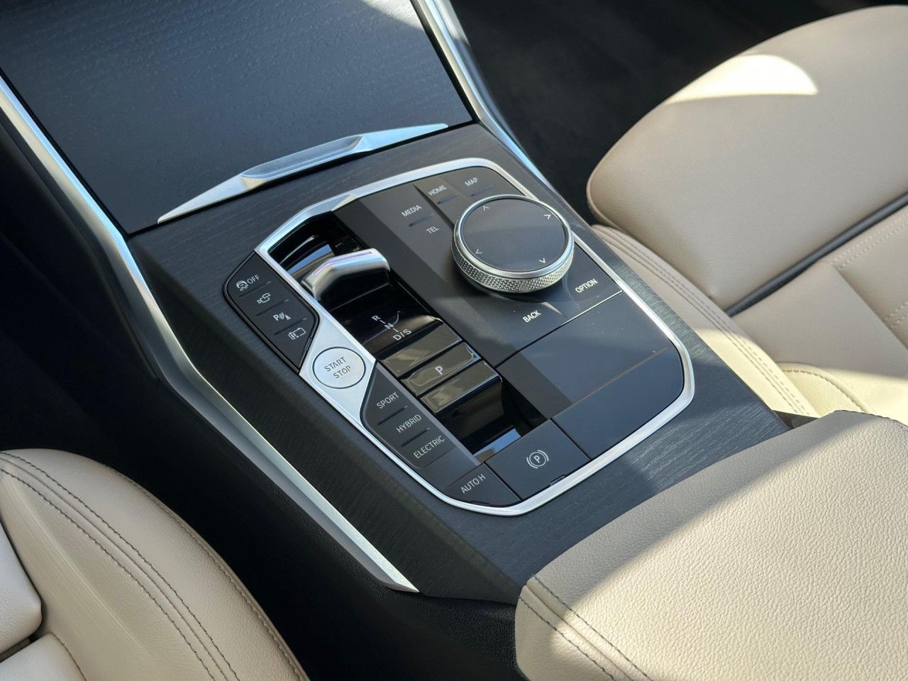 BMW 330e xDr.T.M Sport Pro HUD ACC Pano.Lenkradh.AHK