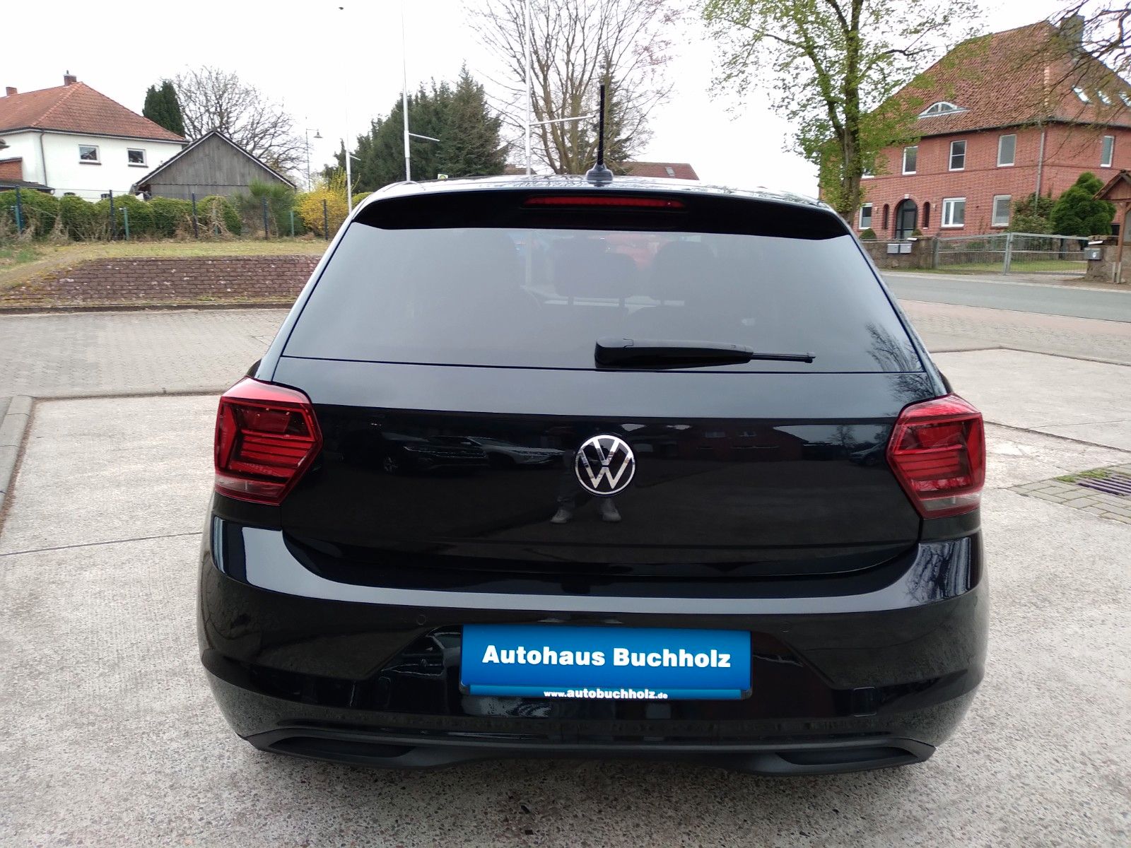Volkswagen Polo 1.0 TSI DSG Comfortline - Samsaru's Car Outlet