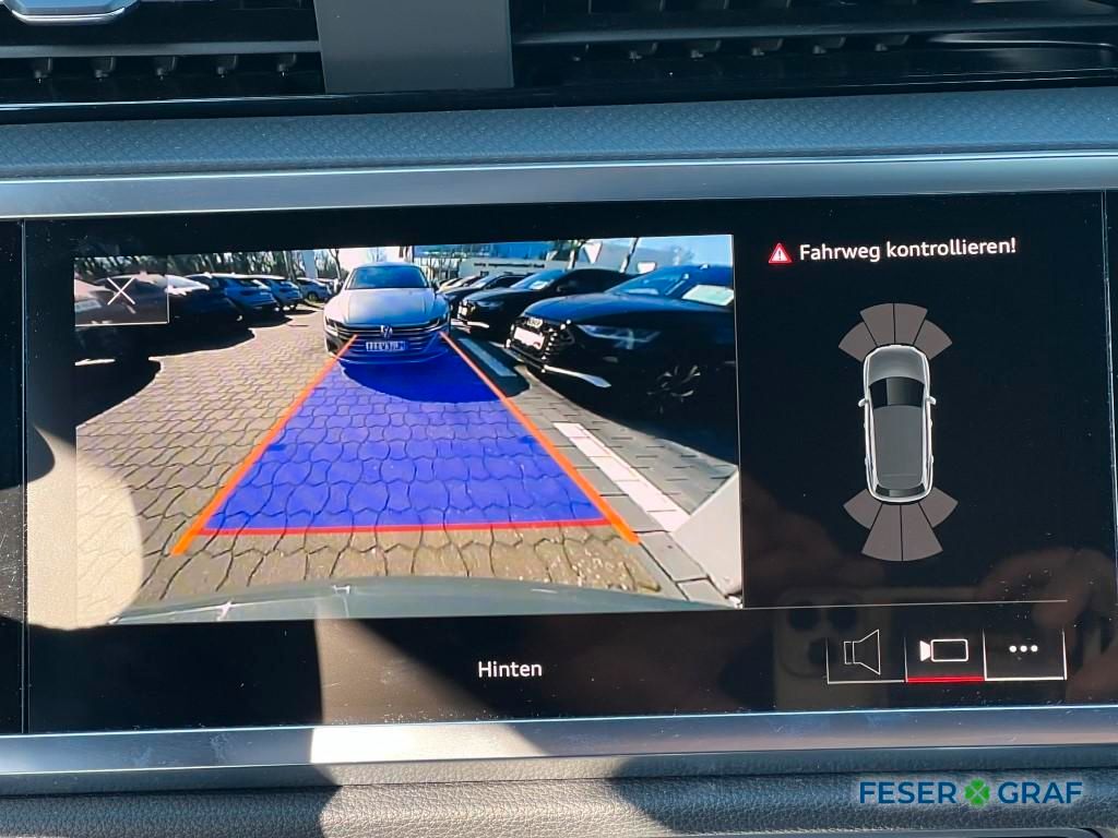 Audi Q3 40 TFSI qu. S tronic - Samsaru's Car Outlet