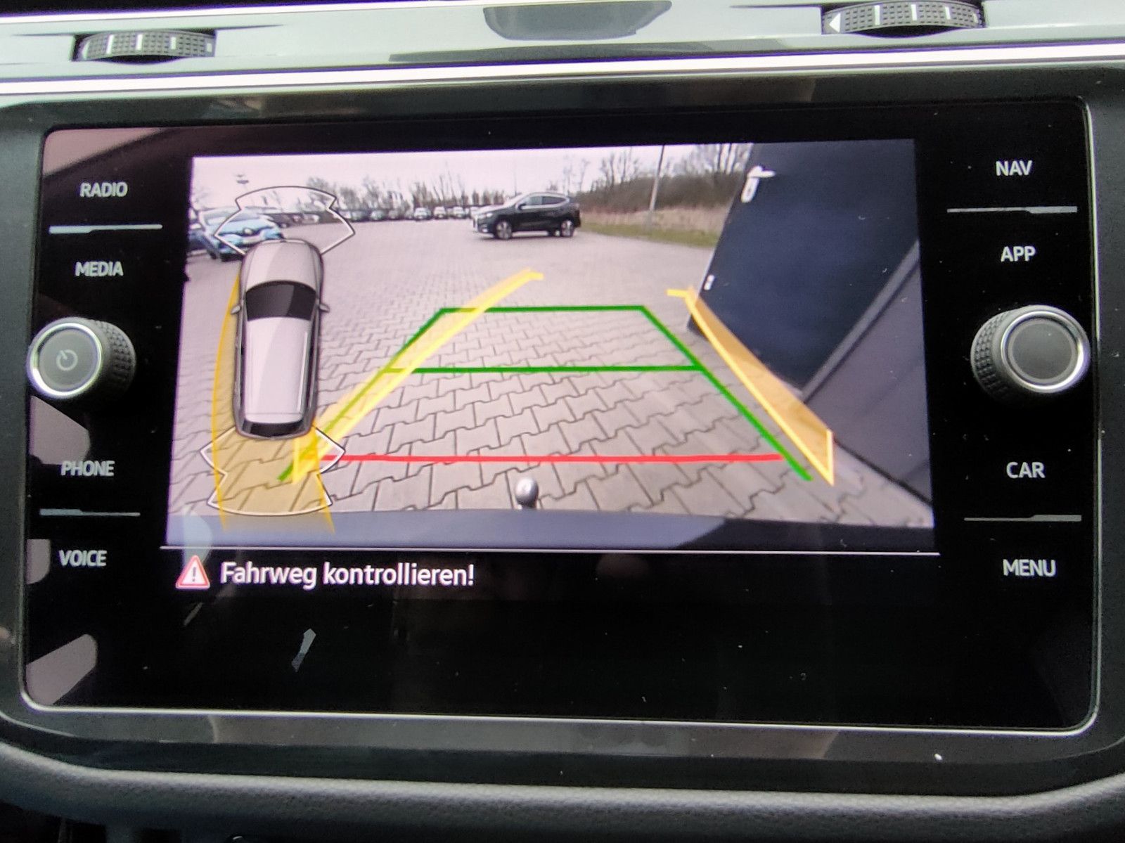 Volkswagen Tiguan 1.5 TSI Life DSG - Samsaru's Car Outlet