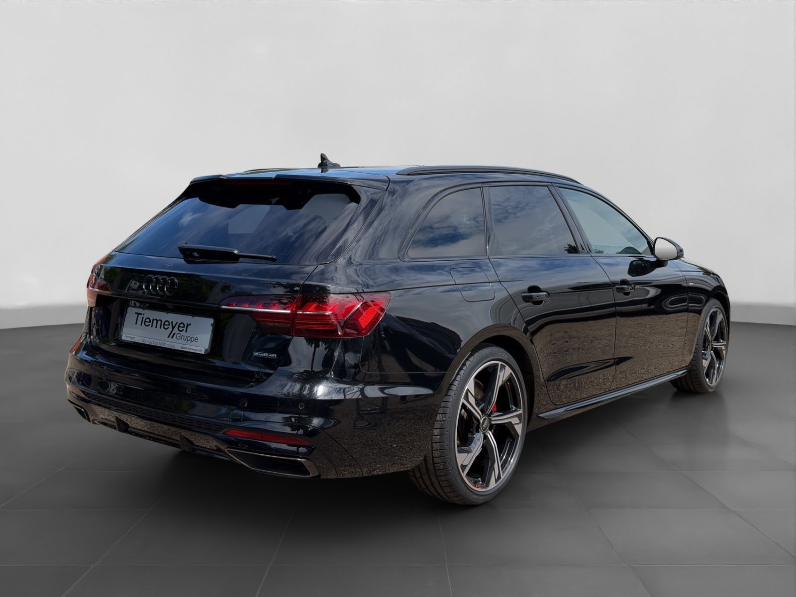 Audi A4 Avant 40 TFSI Q 2x S LINE AHK LM19 MATRIX-LED