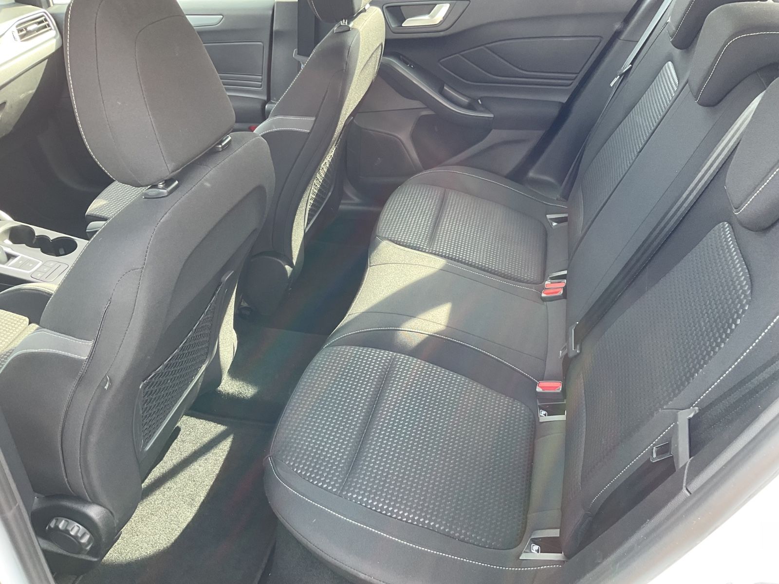 Ford Focus Turnier Cool & Connect - Samsaru's Car Outlet
