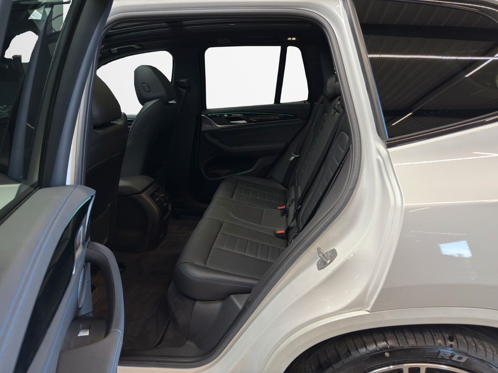 BMW X3 30d xDrive M-Sport - Samsaru's Car Outlet