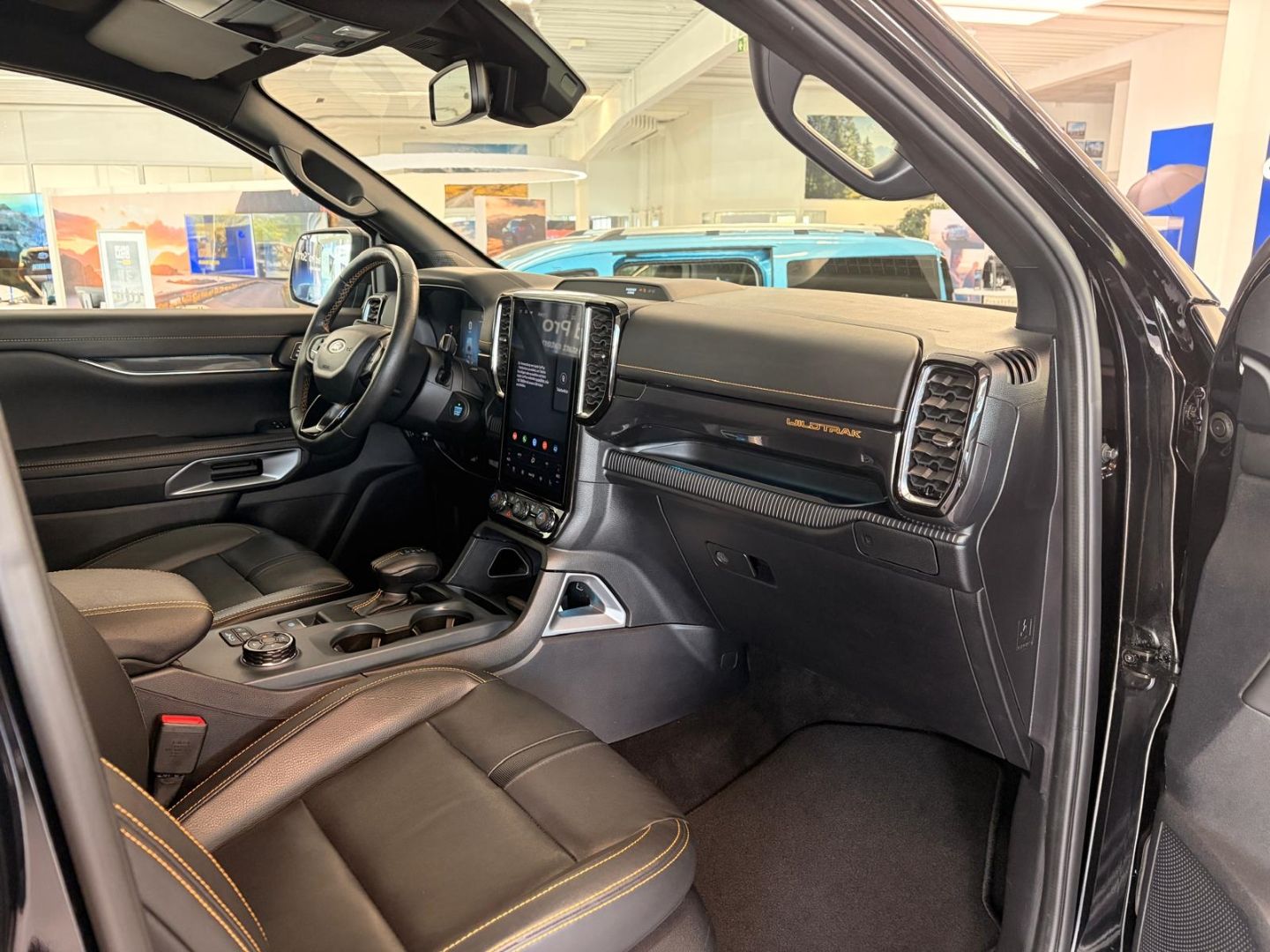 Ford Ranger Wildtrak DoKa e-4WD+AHK+PDC+DAB+NAV+BLIS+
