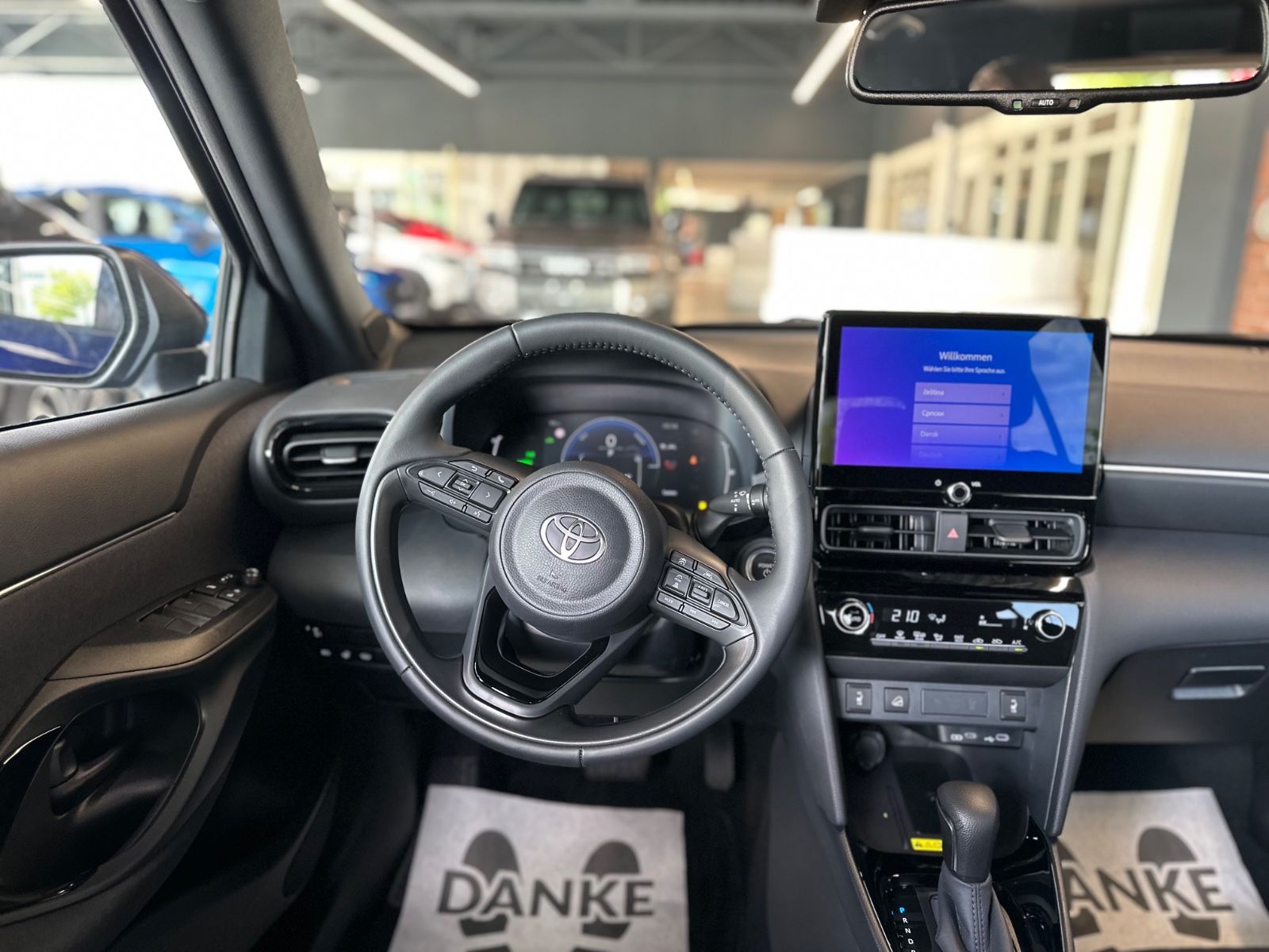 Toyota Yaris Cross 1,5-l-VVT-iE Allrad *SOFORT*