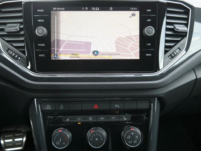 Volkswagen T-Roc Sport 1.5 TSI DSG - Samsaru's Car Outlet