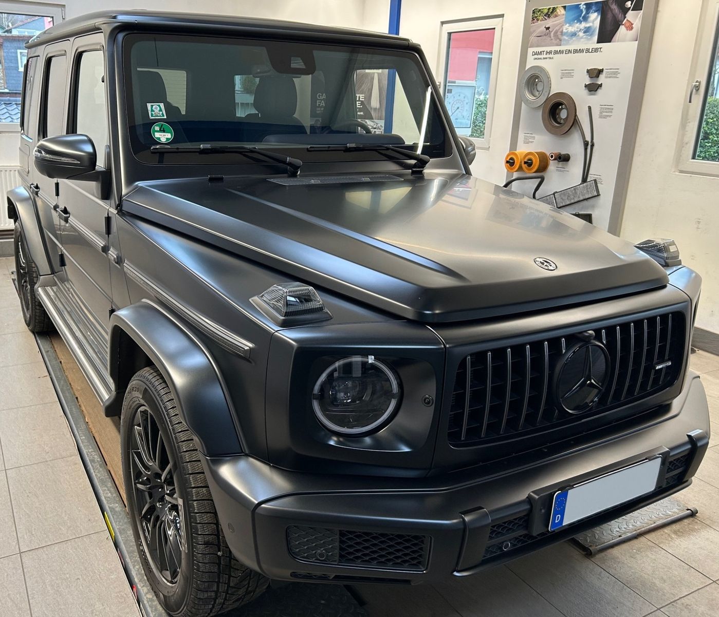 Mercedes-Benz G 400 AMG-Line - Samsaru's Car Outlet