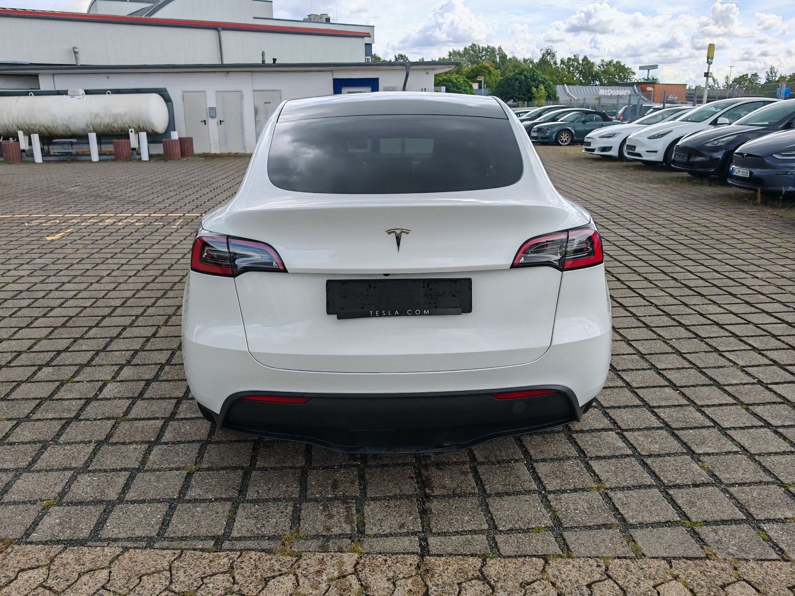 Tesla Model Y LongRange AWD | AHK | SoH 94%