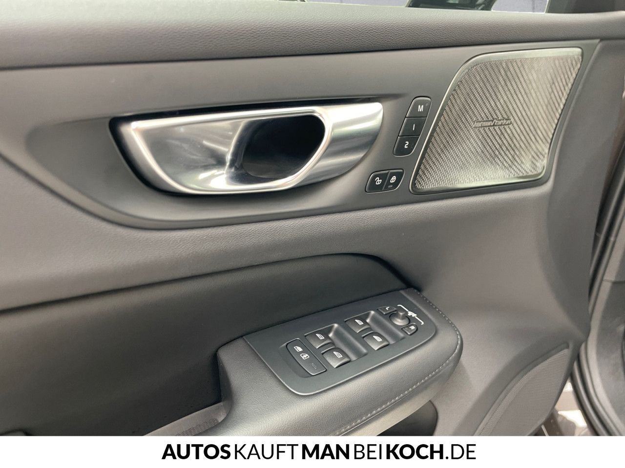 Volvo V60 T8 Plug-In AWD Plus Dark ACC H/K BLIS 360°