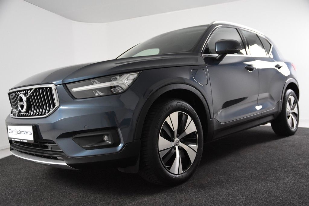 Volvo XC40 T4 Recharge Inscription - Samsaru's Car Outlet