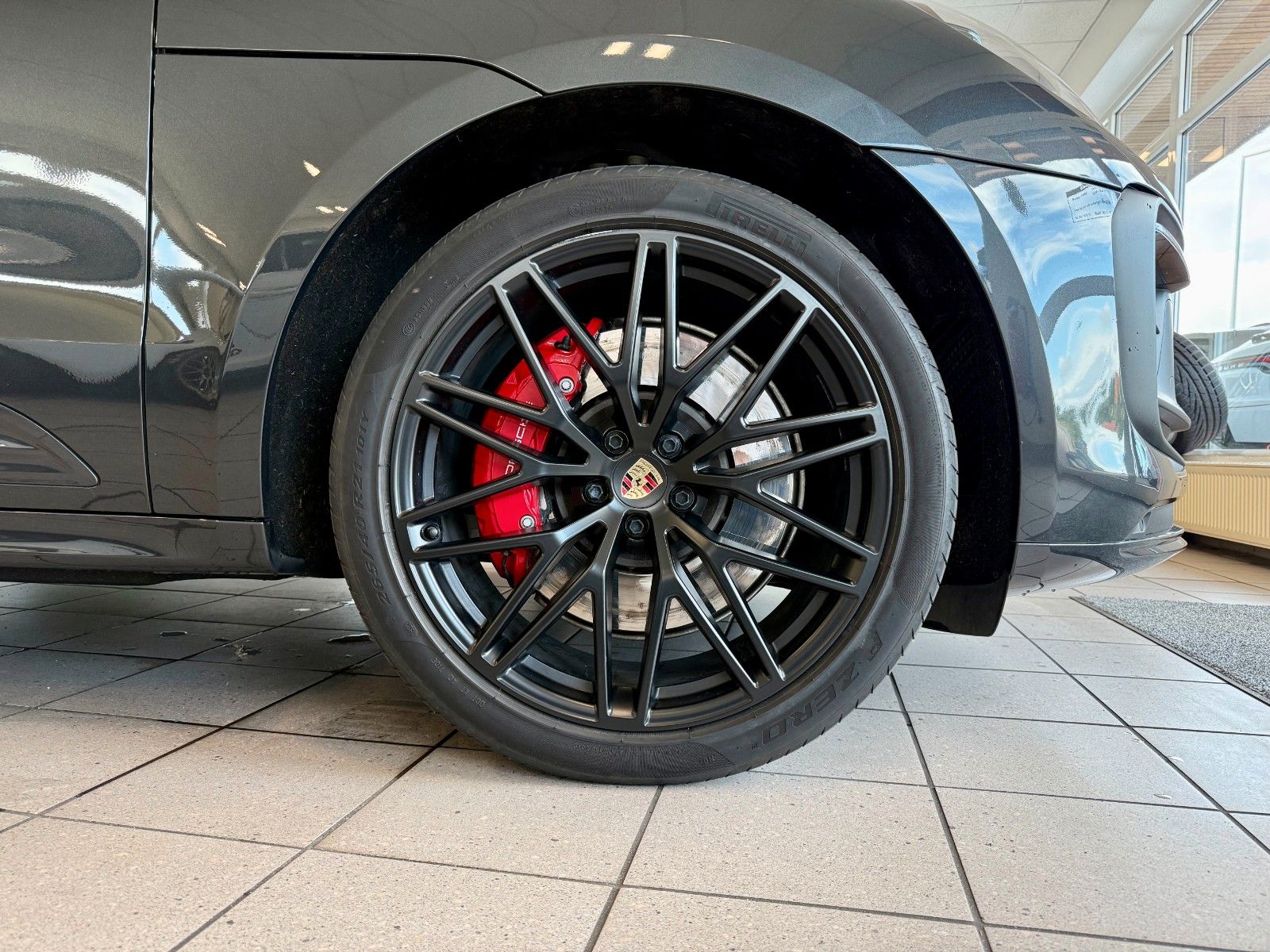 Porsche Macan GTS Luftfederung/AHK/ACC/Burmester/360
