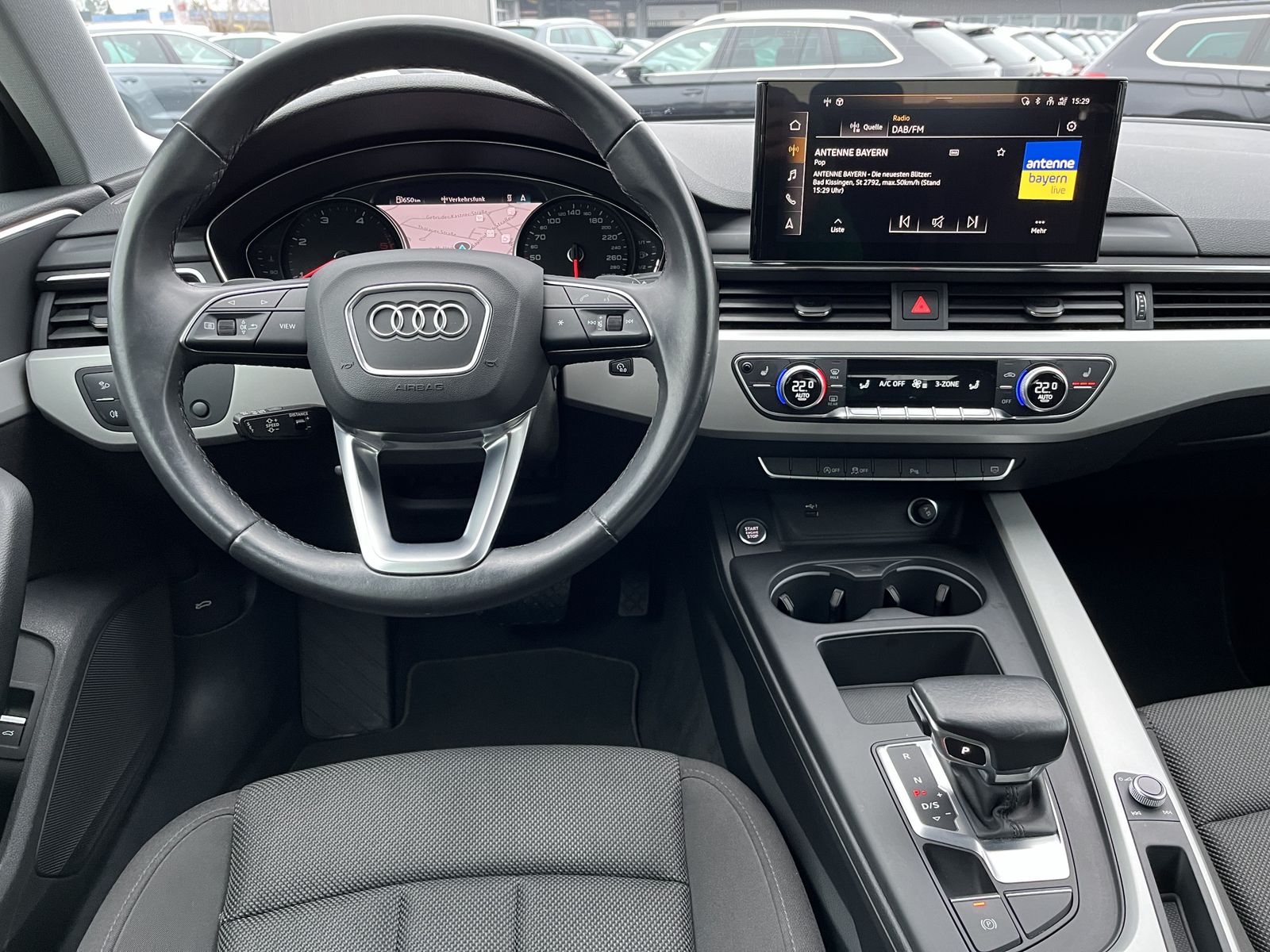 Audi A4 Avant 35 2.0 TDI S tronic advanced - Samsaru's Car Outlet