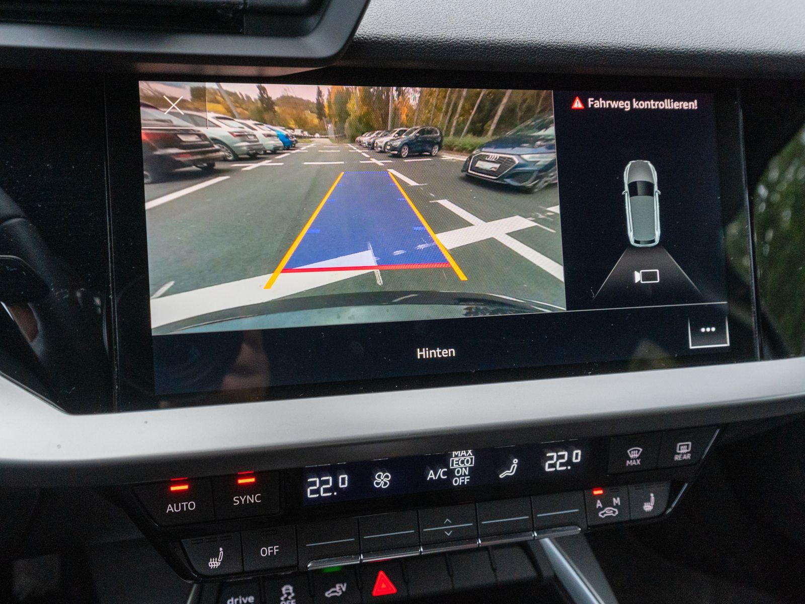 Audi A3 Sportback 40 TFSI e Stronic LED Navi RFK HUD