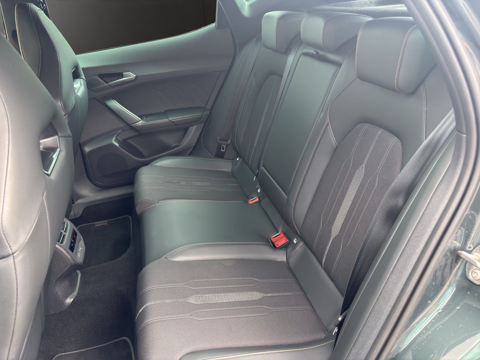 Cupra Formentor 2.0 TSI VZ 4Drive - Samsaru's Car Outlet