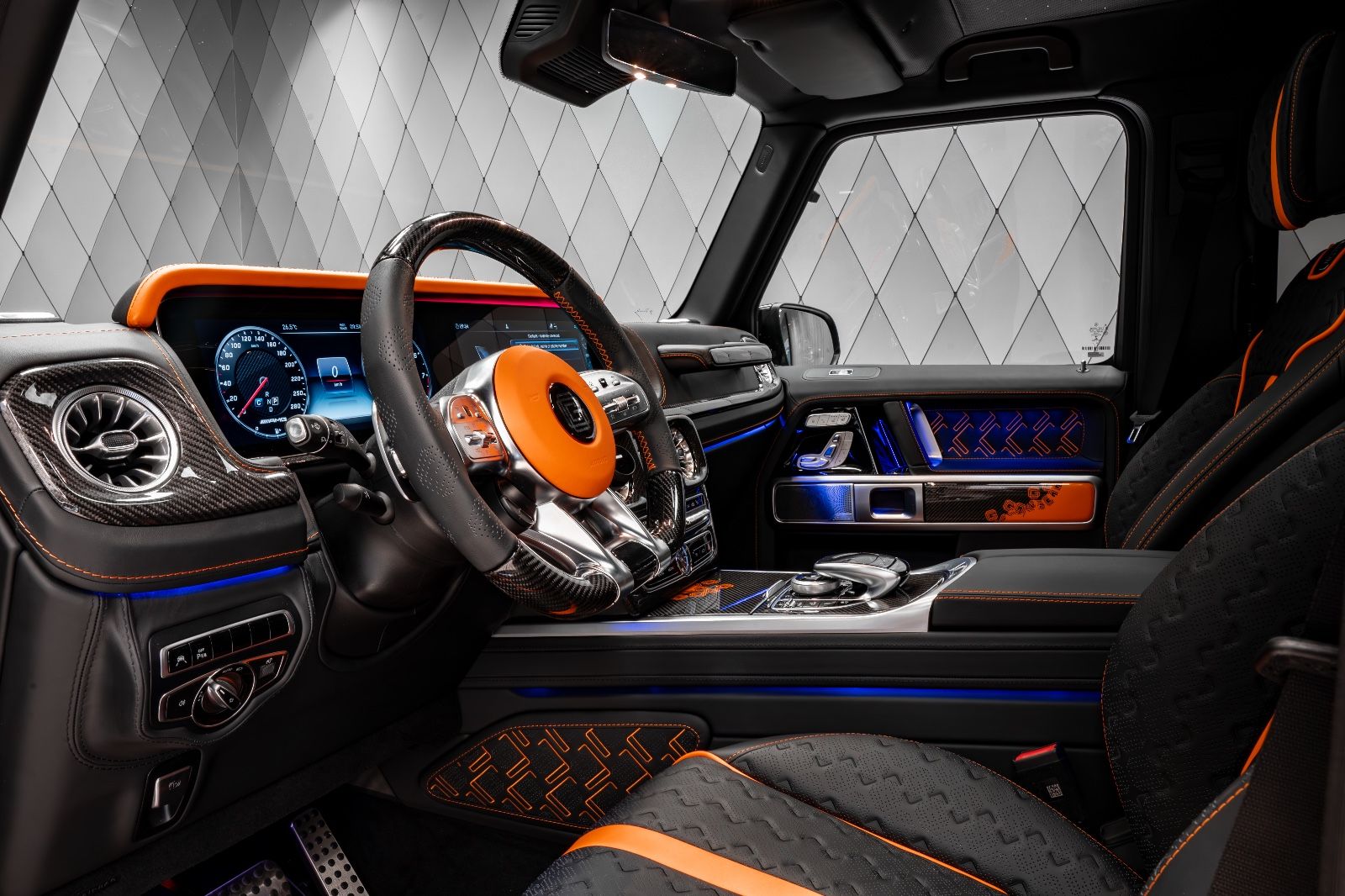 Mercedes-Benz G 63 AMG BLACK - Samsaru's Car Outlet
