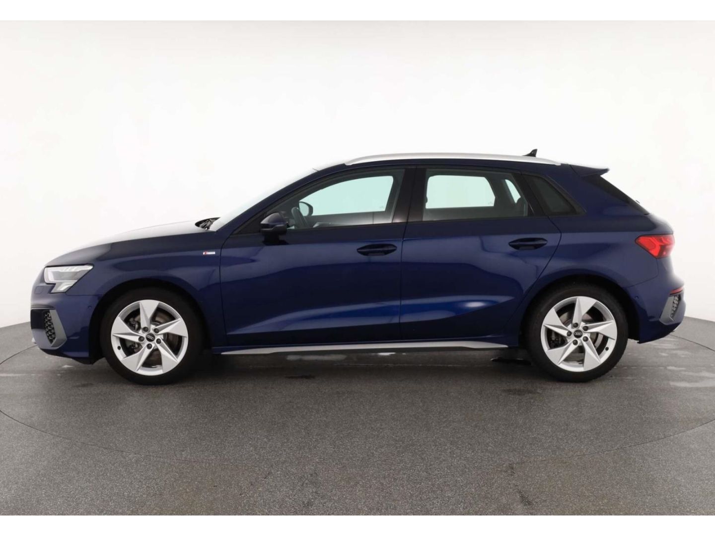 Audi A3 Sportback 35 TFSI S line - Samsaru's Car Outlet