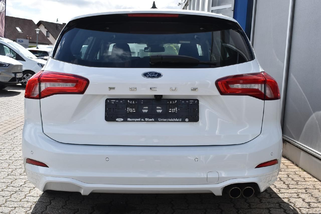 Ford Focus ST-Line - Samsaru's Car Outlet