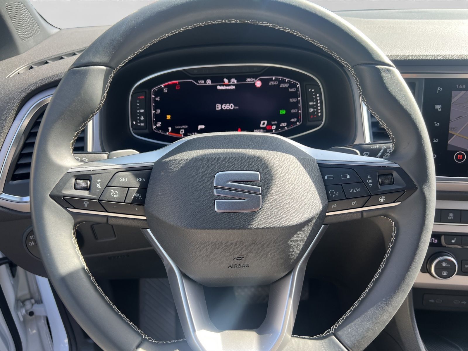 Seat Ateca 2.0 TDI DSG XP NAVI AHK ACC GJR SITZHZ