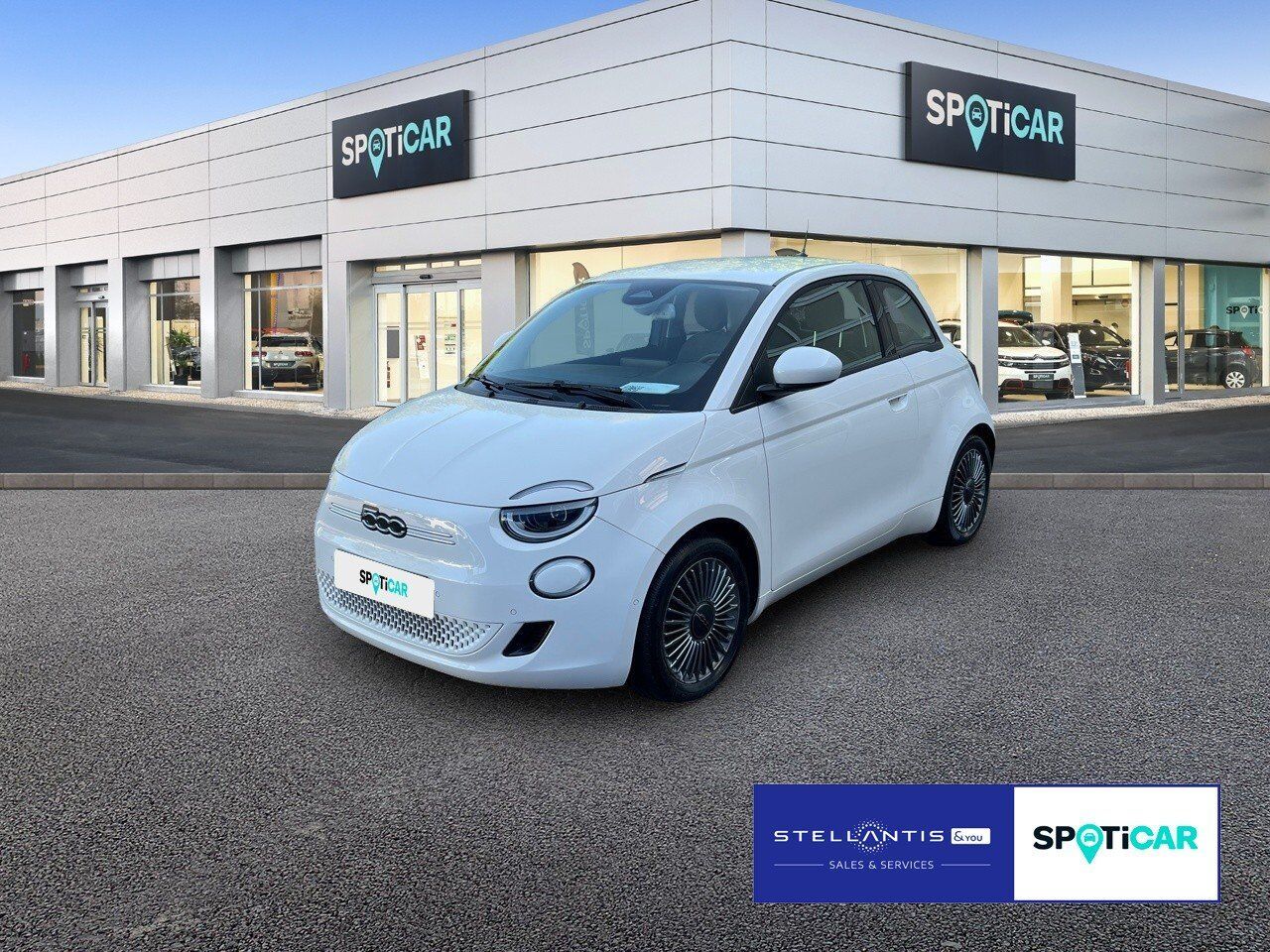 Fiat 500e Icon - Samsaru's Car Outlet
