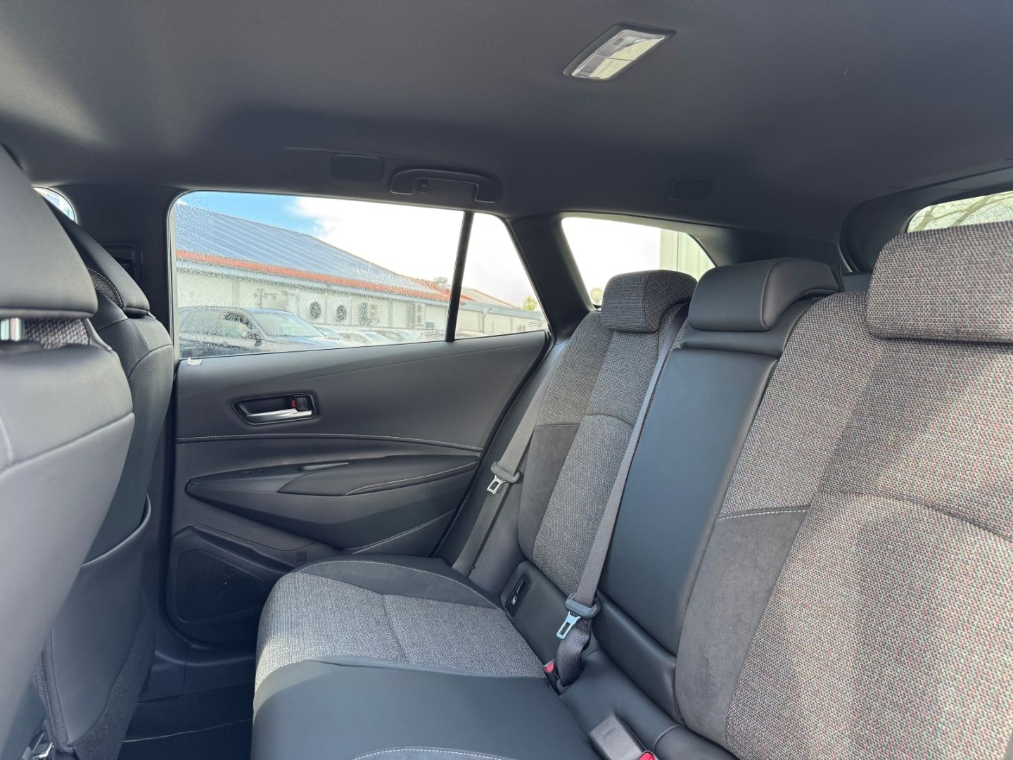 Toyota Corolla Touring Sports Hybrid Teamplayer / CarPl