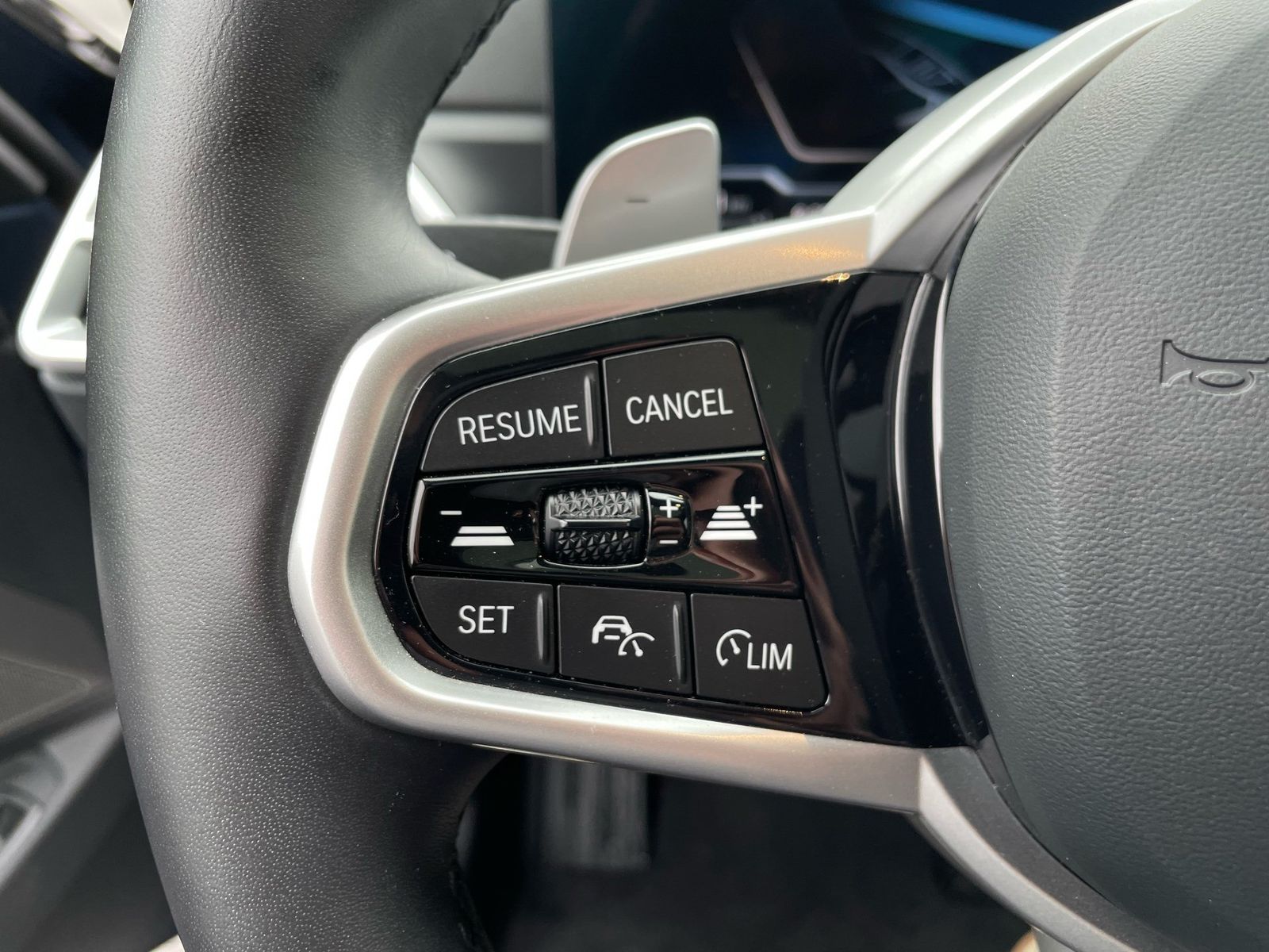 BMW 330e M Sport || ACC AHK HUD Pano 360°