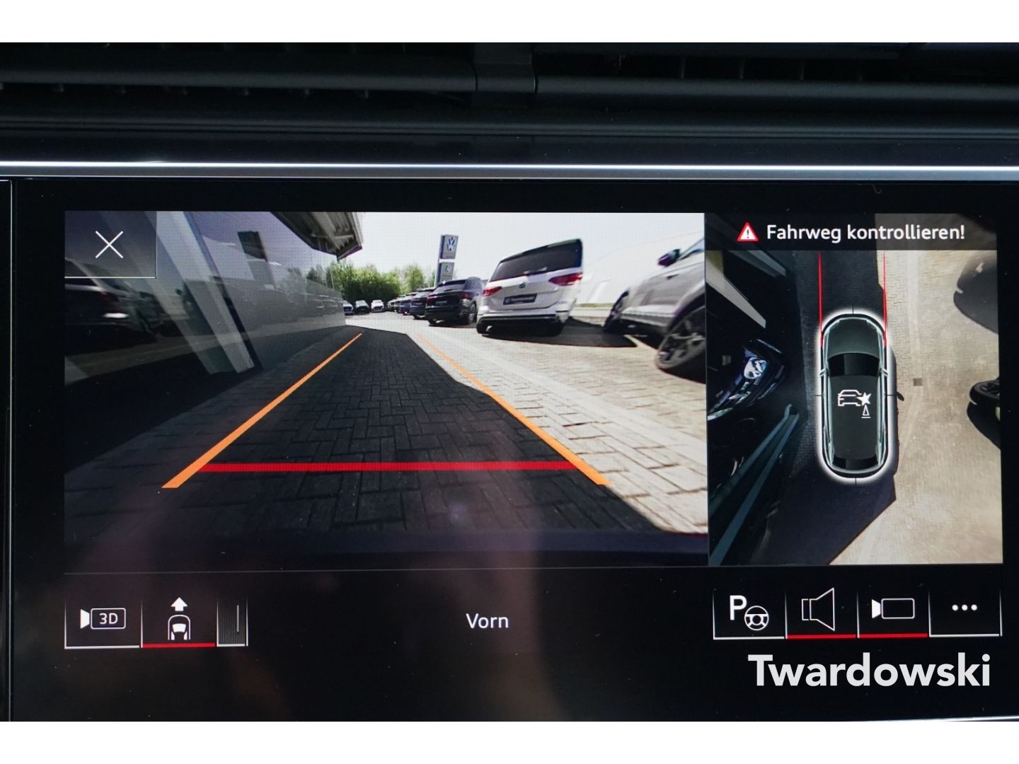 Audi Q8 50 TDI S line Pano HUD Matrix 23''B&O AHK 360