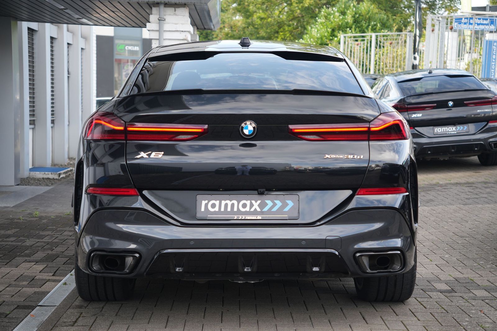 BMW X6 xDrive30d M SPORT PRO - Samsaru's Car Outlet