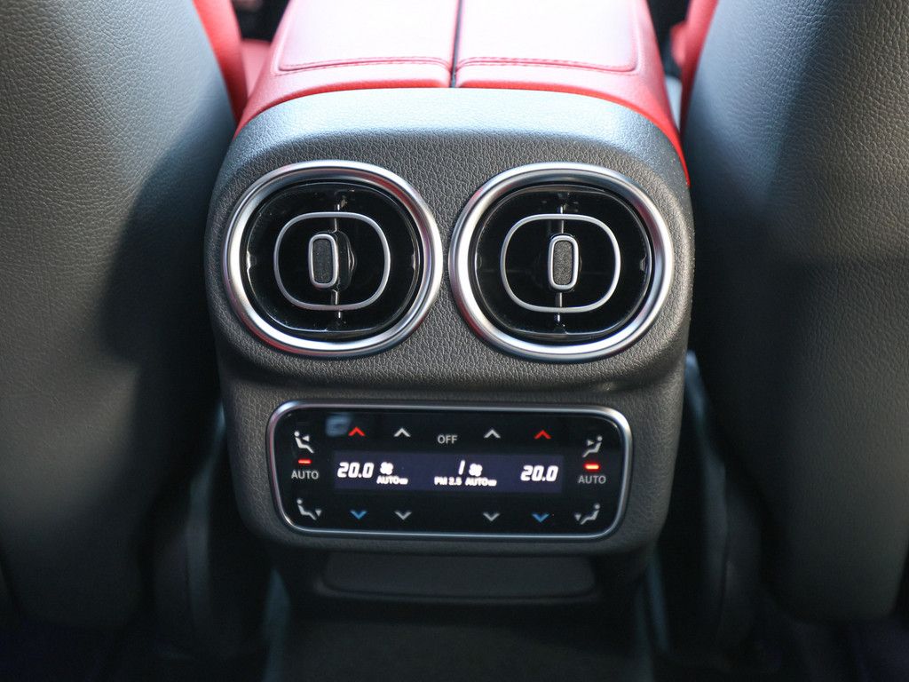 Mercedes-Benz GLC 300d AMG Line 4M Coupé AHK Abstandstemp. LED