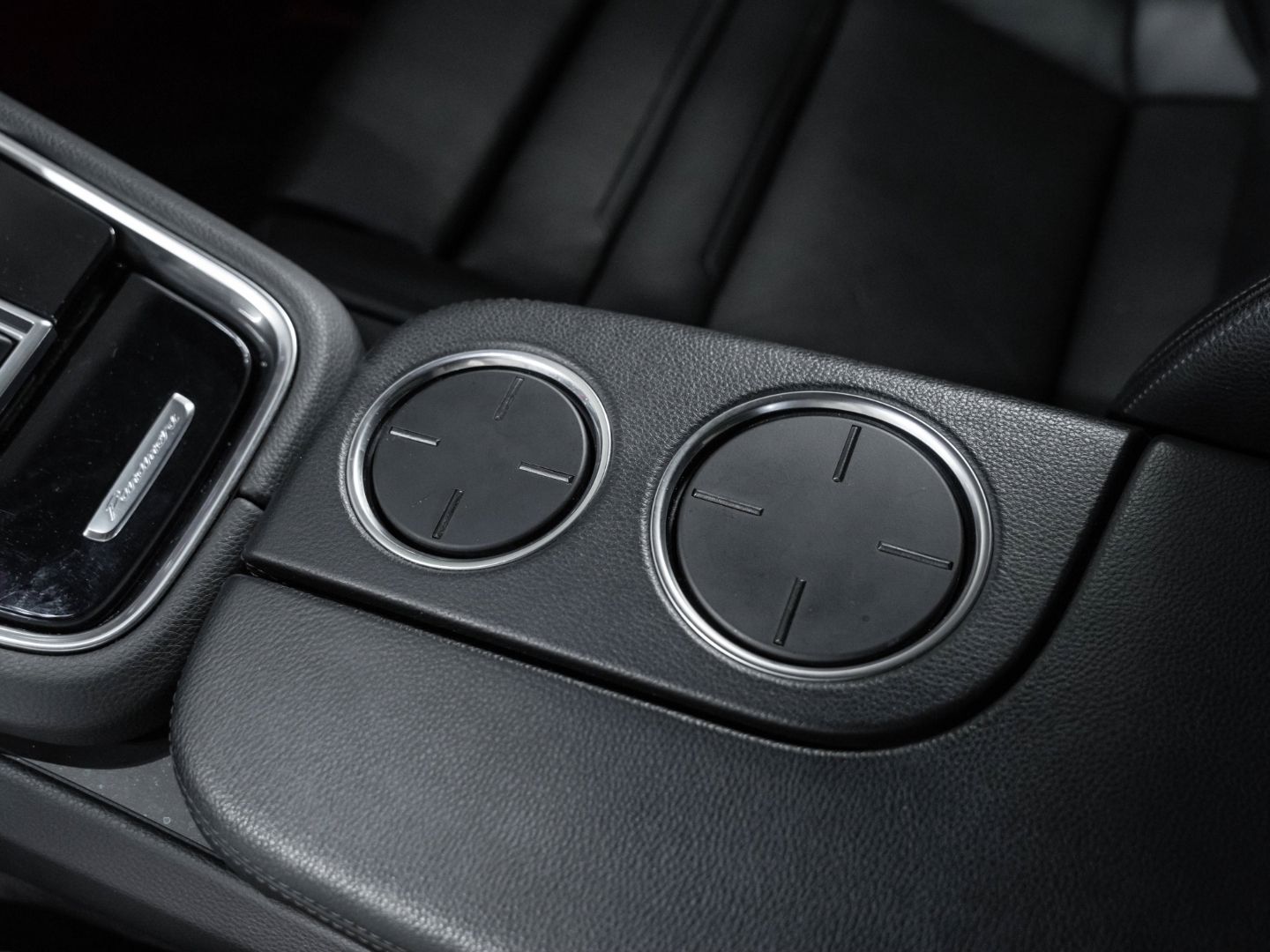 Porsche Panamera 4 E-Hybrid Platinum Edition HeadUp