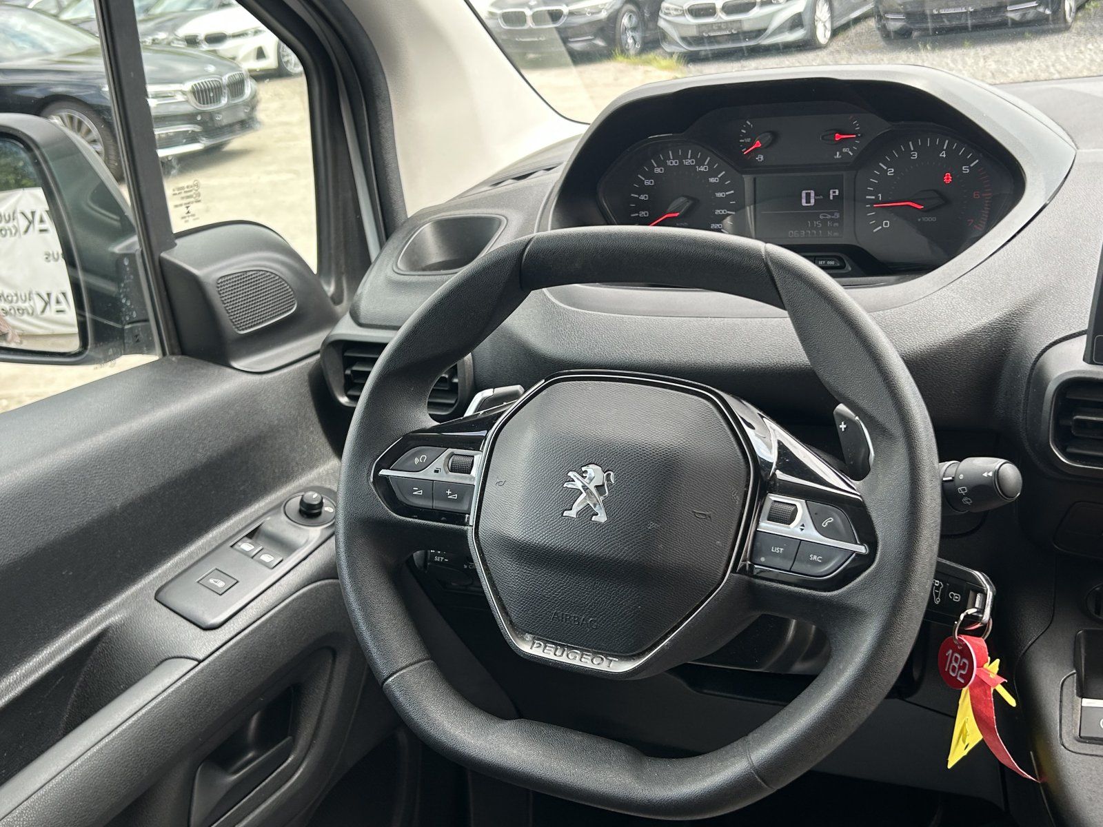 Peugeot Partner 1.5 BlueHDi - Samsaru's Car Outlet
