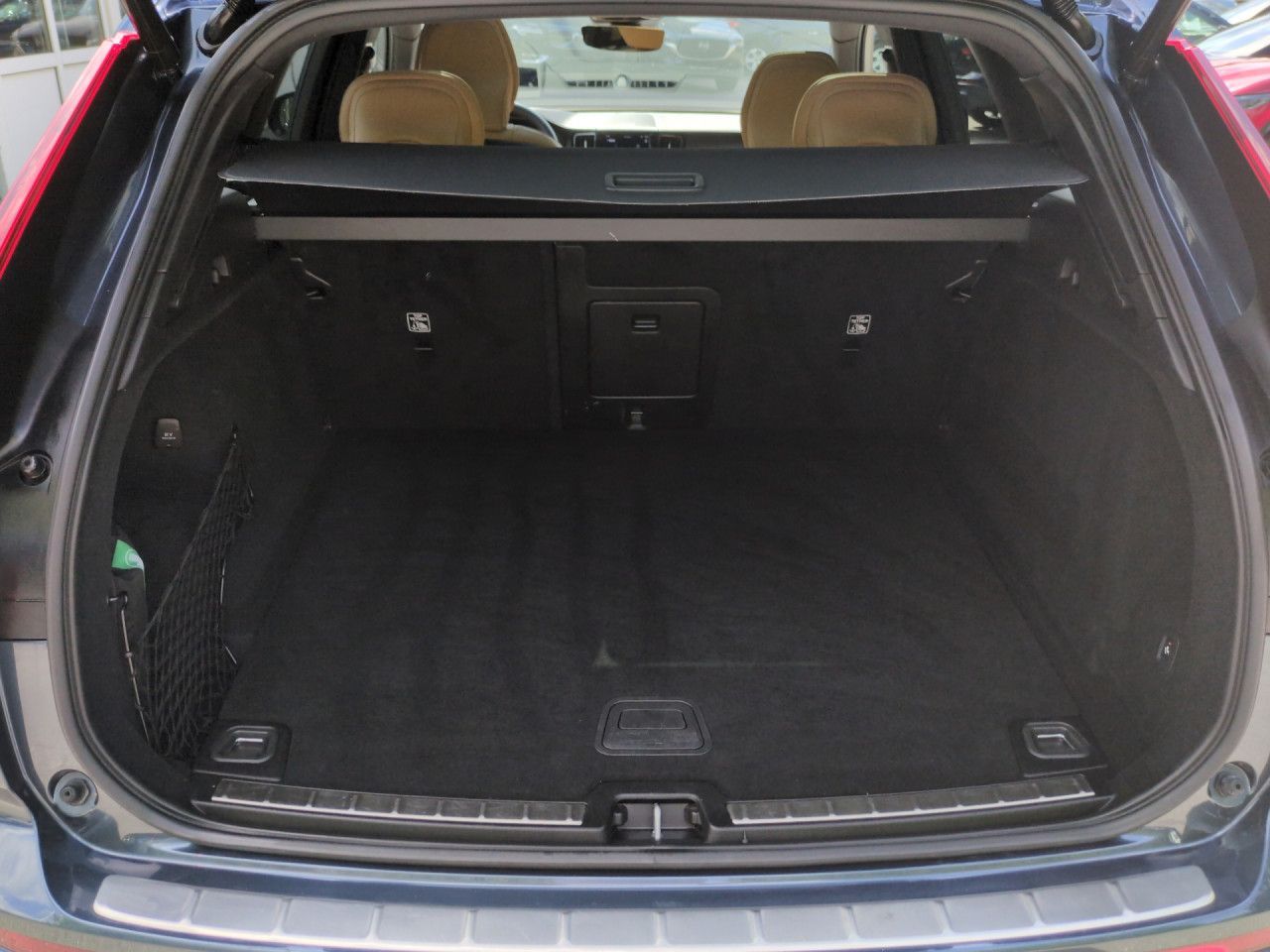 Volvo XC60 B5 (Diesel) Ultimate Dark AWD Automatik LED