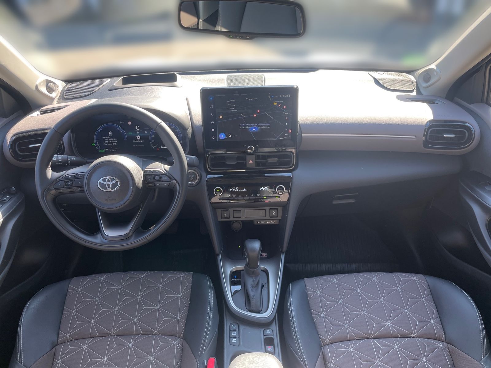 Toyota Yaris Cross 1.5Hybrid Style Plus,HUD,JBL,Navi,SH